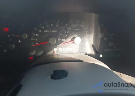 2004 Ford Expedition Eddie Bauer z USA, uszkodzony, nr VIN 1FMFU18LX4LA66039